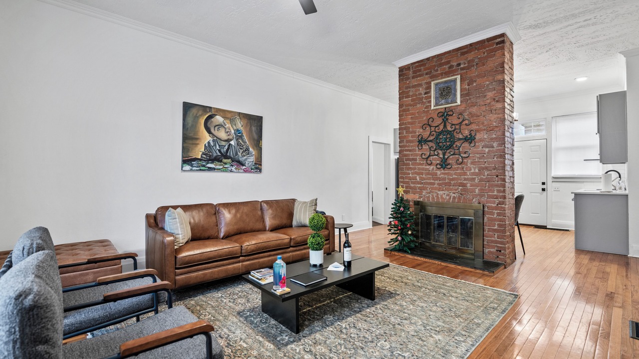 Photo of Livingroom in Mount Washington