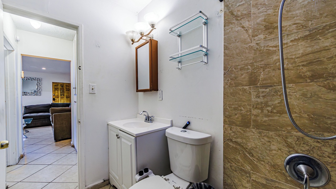 Photo of Bathroom in Del Rey