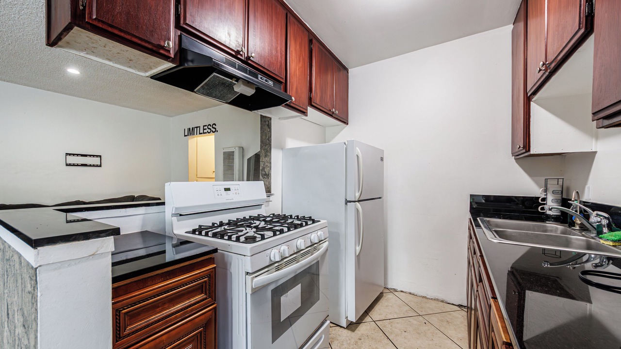 Photo of Kitchen in Del Rey