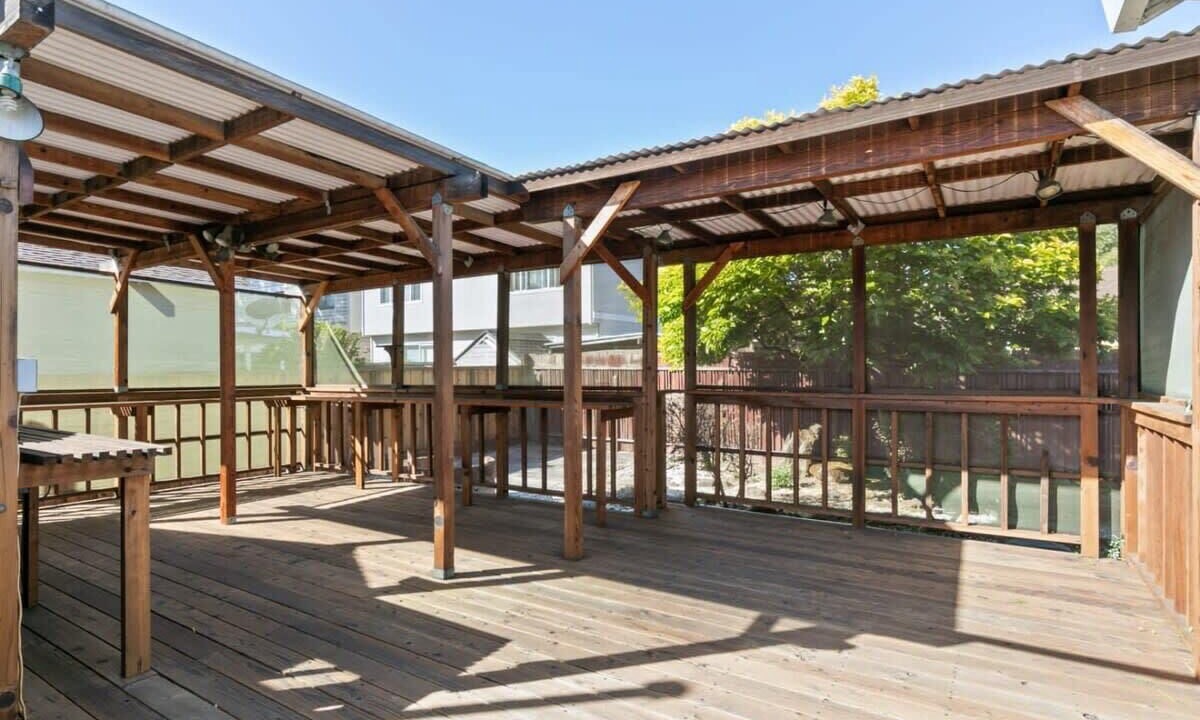 Photo of Patio Balcony in North Central