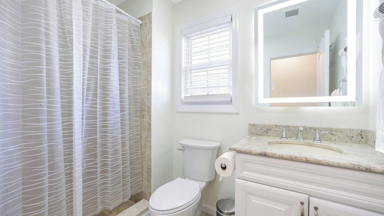 Photo of Bathroom in Constable Hook
