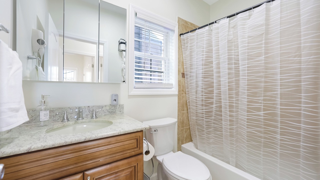 Photo of Bathroom in Constable Hook