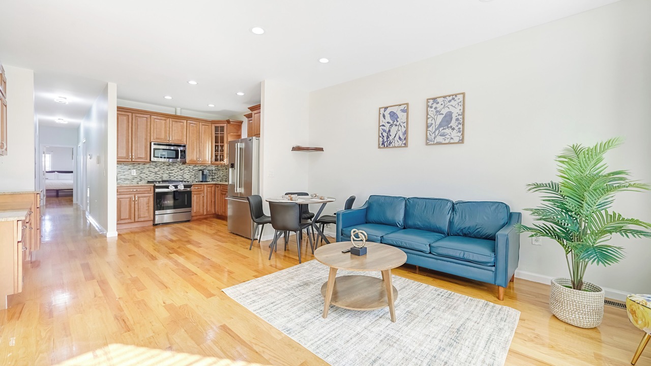 Photo of Livingroom in Constable Hook