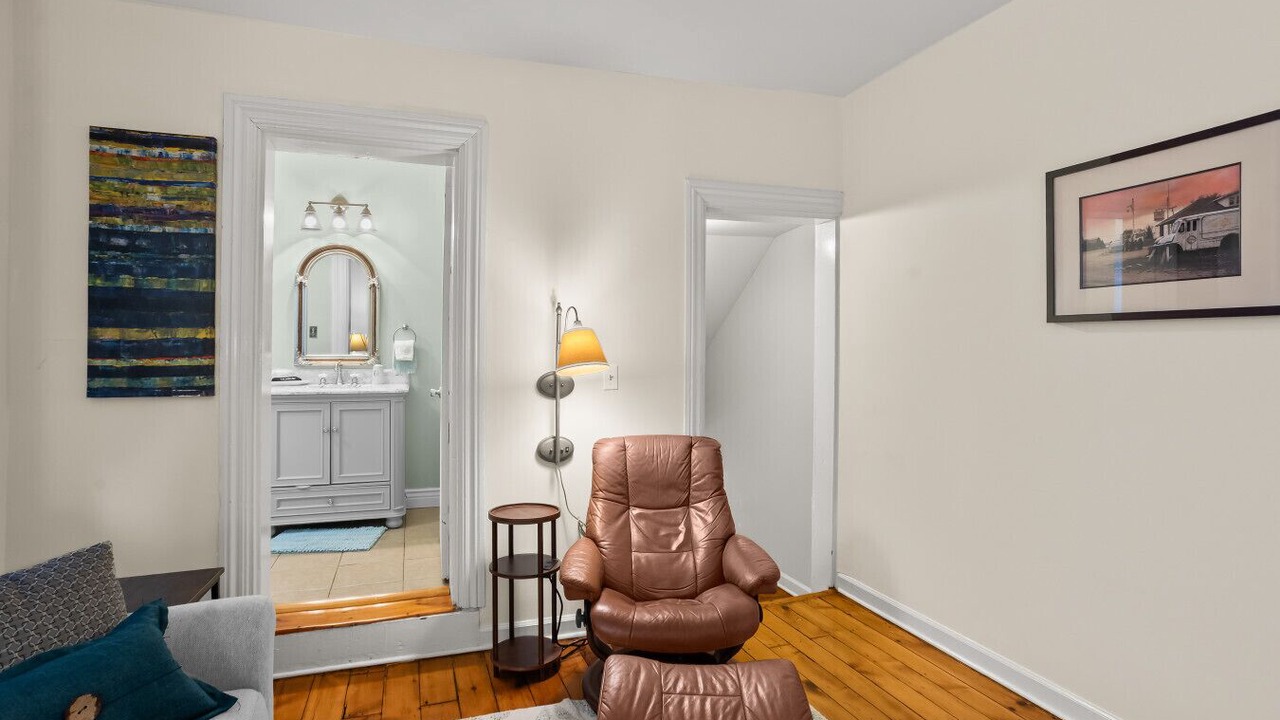 Photo of Bedroom in Harrisburg - Hershey