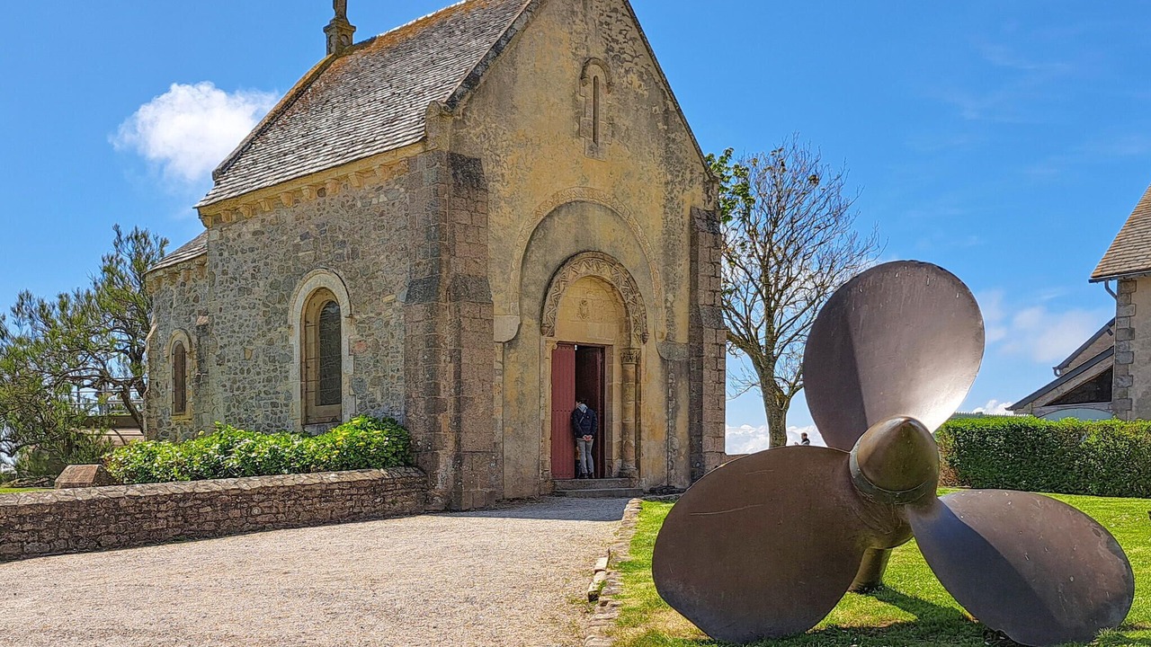 Photo of Others in Saint-Vaast-la-Hougue
