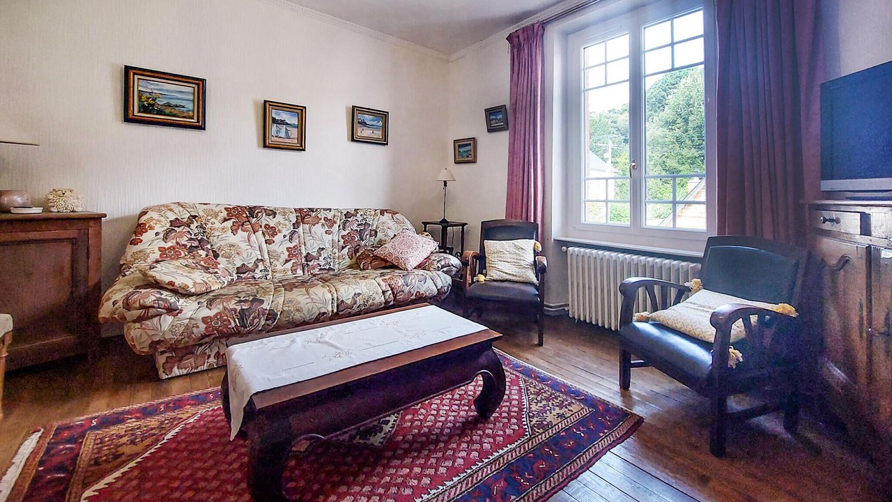 Photo of Bedroom in Saint-Servan