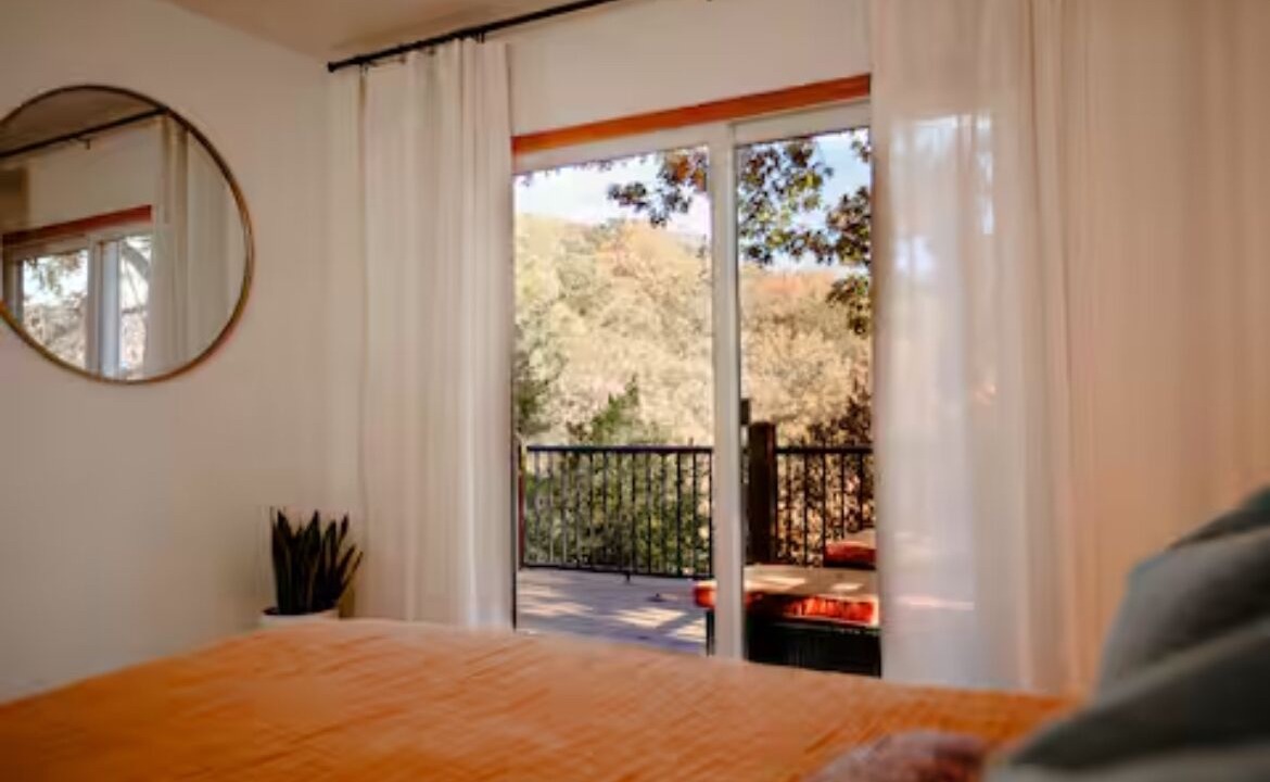 Photo of Bedroom in Lost Bridge Village