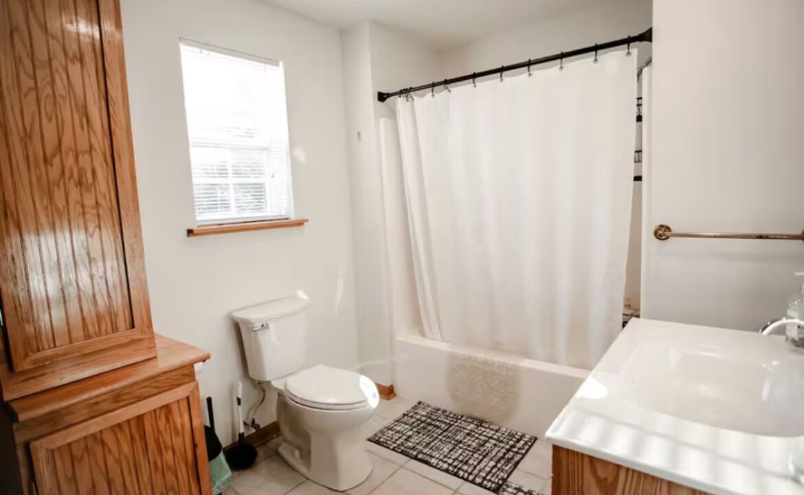 Photo of Bathroom in Lost Bridge Village