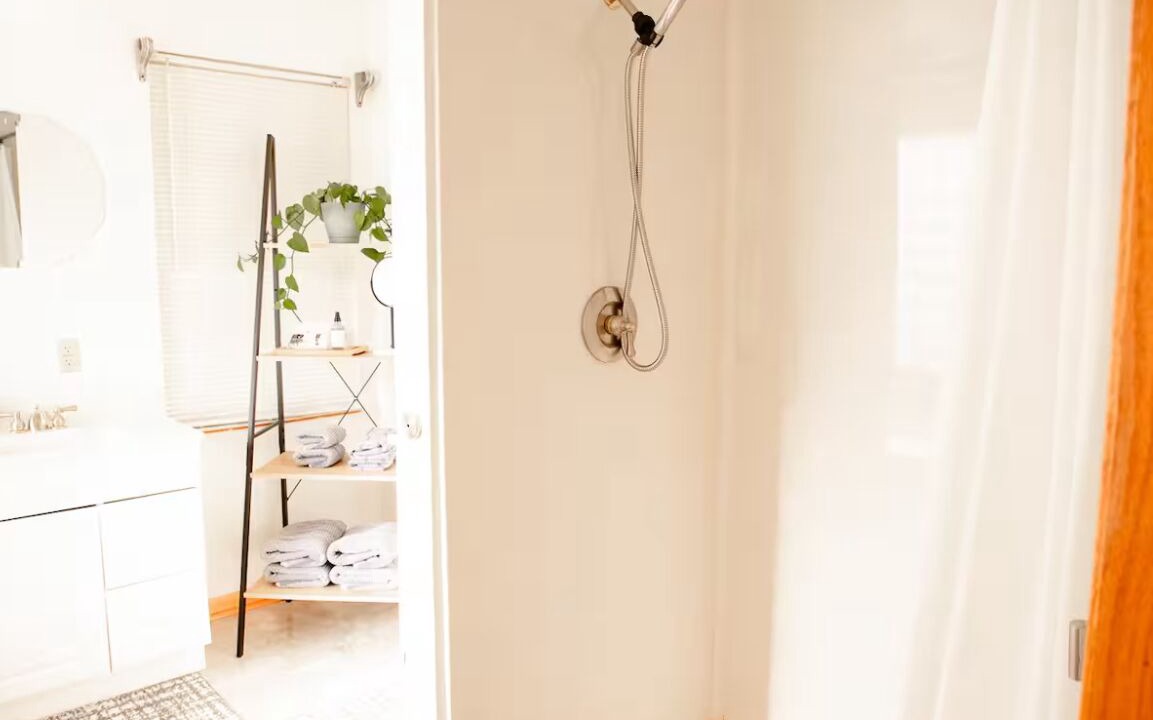 Photo of Bathroom in Lost Bridge Village