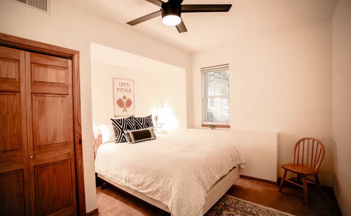 Photo of Bedroom in Lost Bridge Village