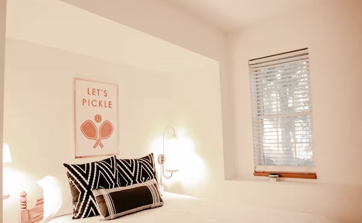Photo of Bedroom in Lost Bridge Village
