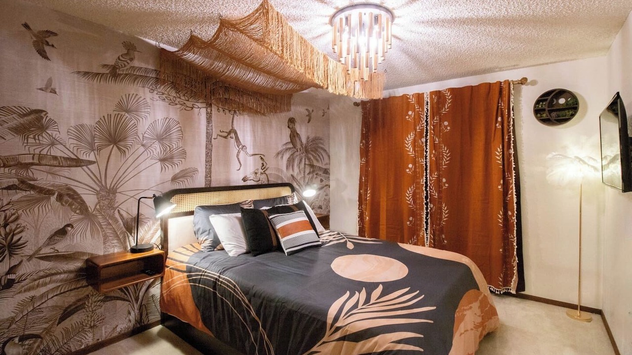 Photo of Bedroom in Roseburg