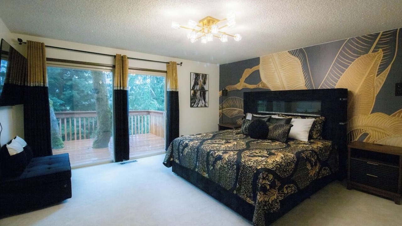 Photo of Bedroom in Roseburg