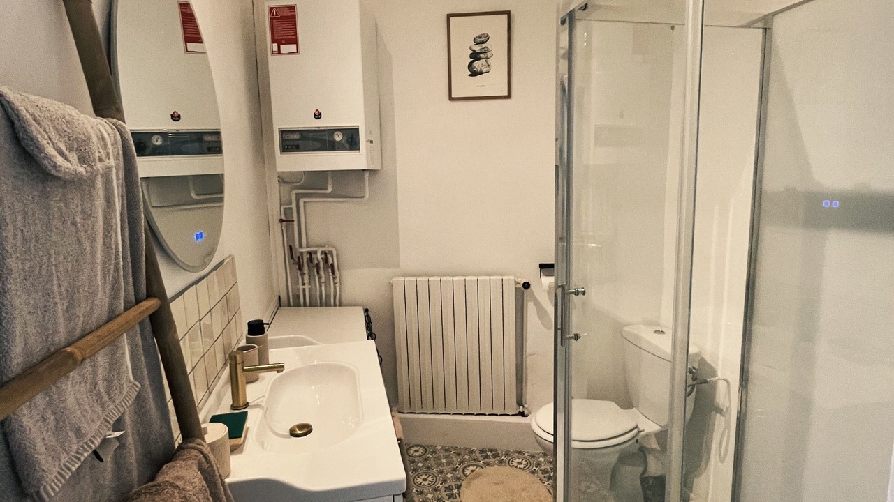 Photo of Bathroom in Martel
