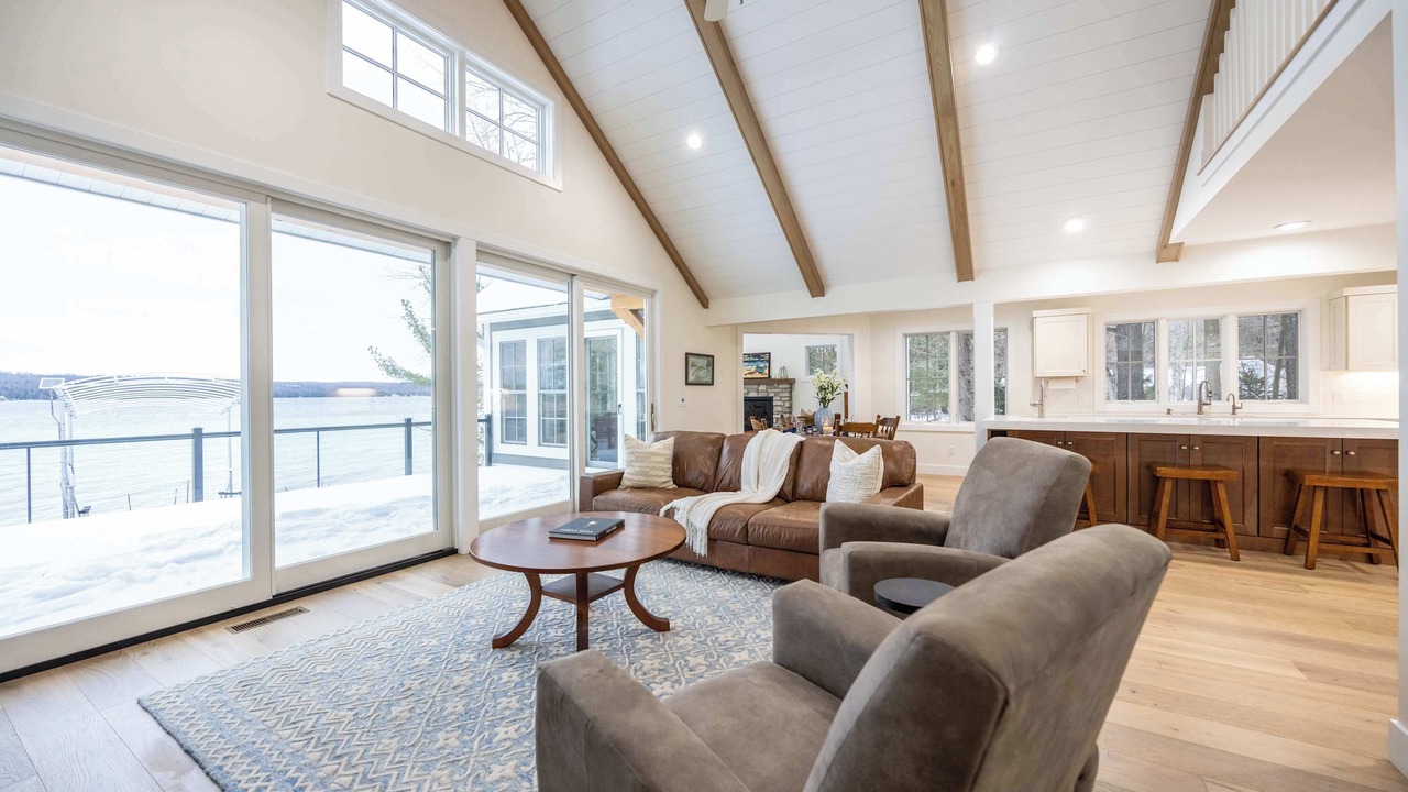 Photo of Livingroom in Kewadin