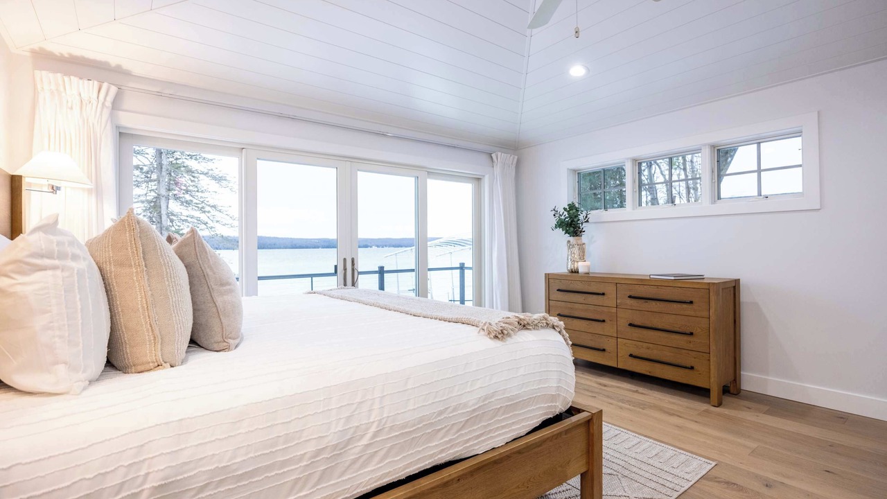 Photo of Bedroom in Kewadin