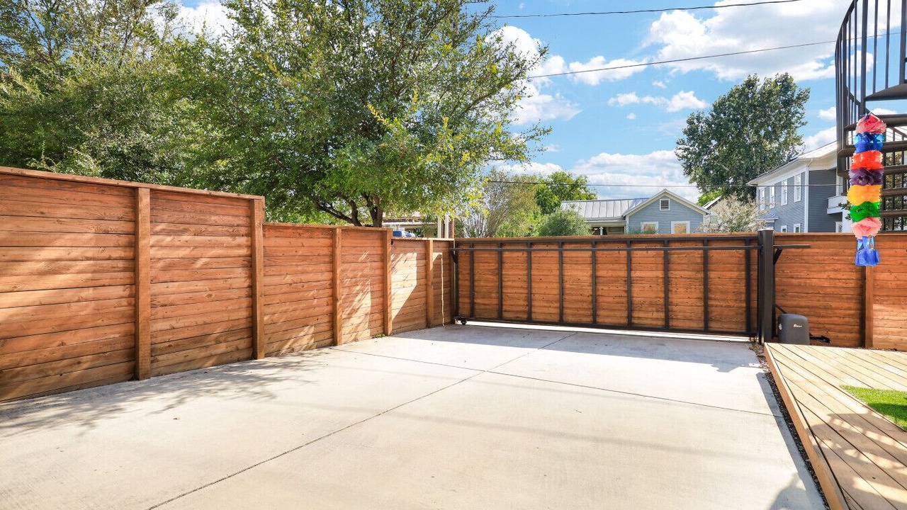 Photo of Outdoor in Southtown
