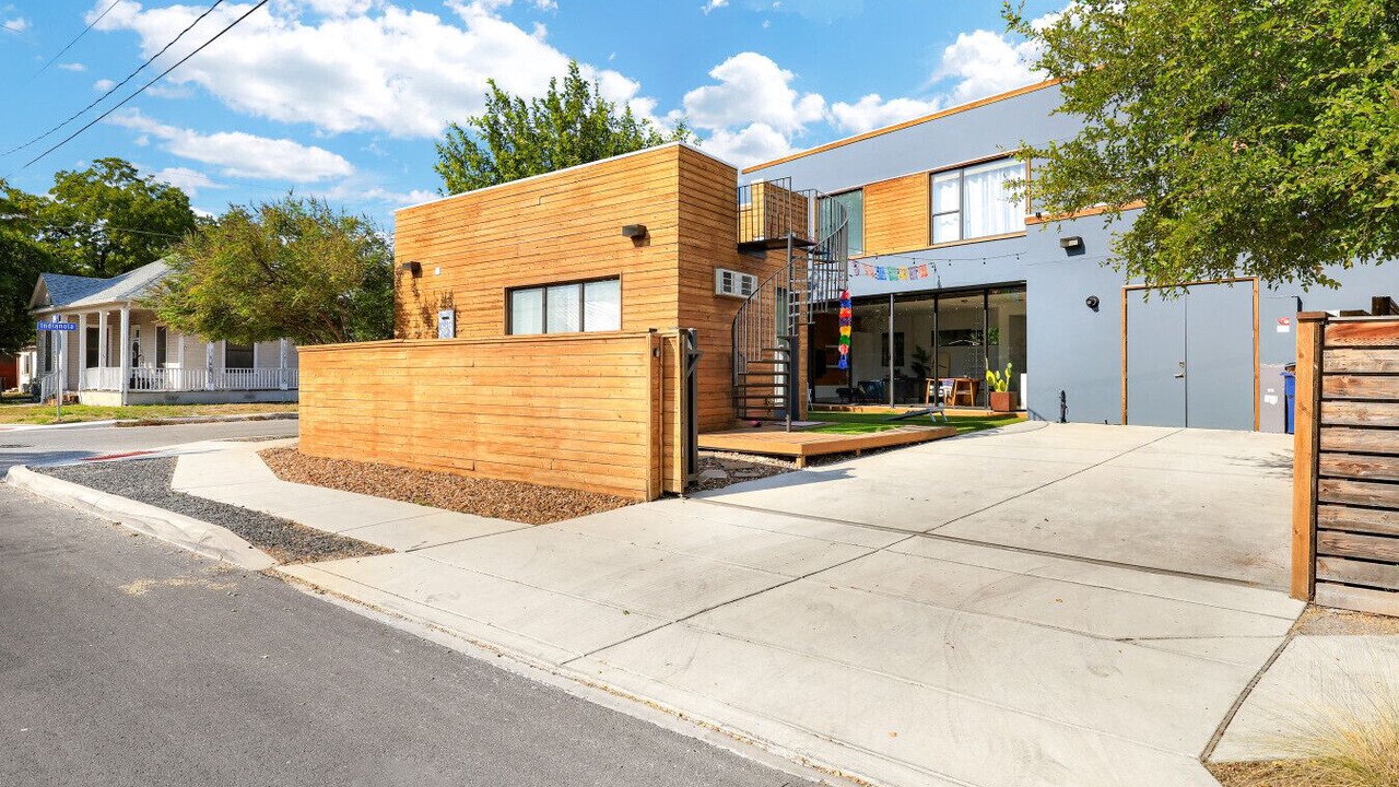 Photo of Outdoor in Southtown