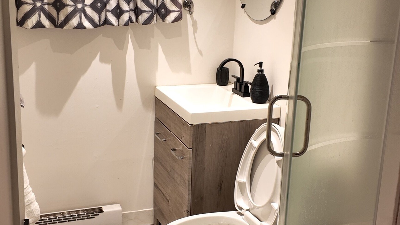 Photo of Bathroom in Terrebonne
