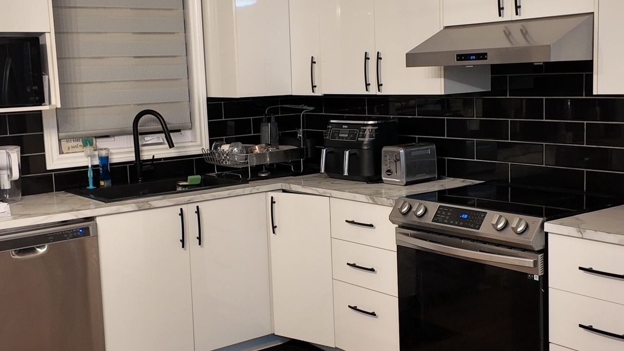 Photo of Kitchen in Terrebonne