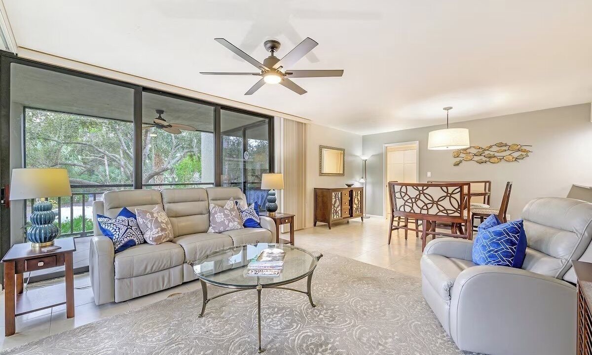Photo of Livingroom in Bonita Bay