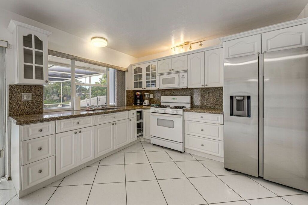 Photo of Kitchen in Miramar