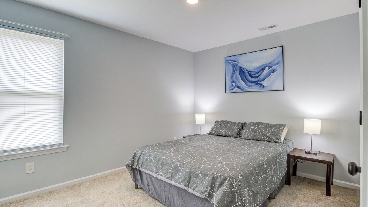 Photo of Bedroom in Downtown