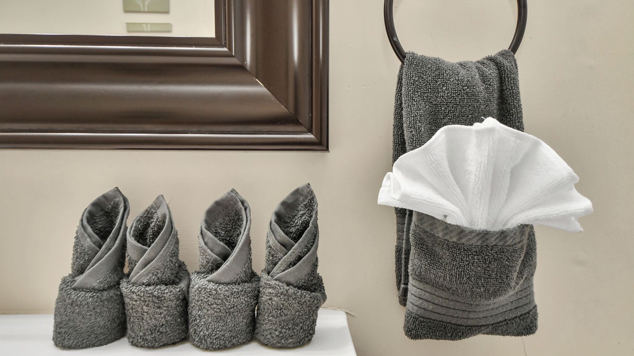 Photo of Bathroom in Woodlake - Briar Meadow