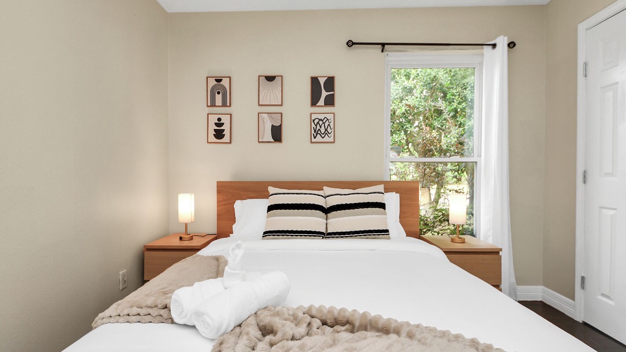 Photo of Bedroom in Woodlake - Briar Meadow