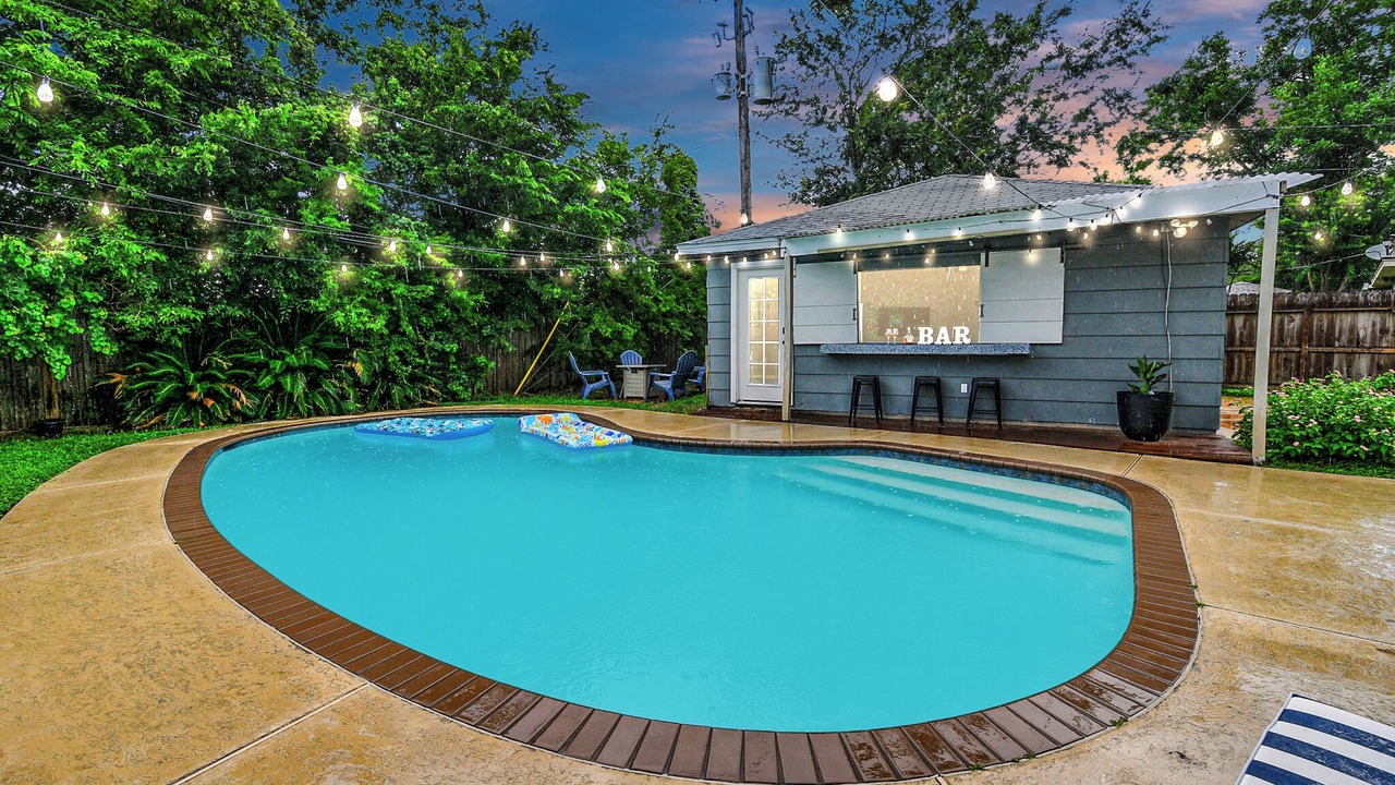 Photo of Outdoor in Woodlake - Briar Meadow