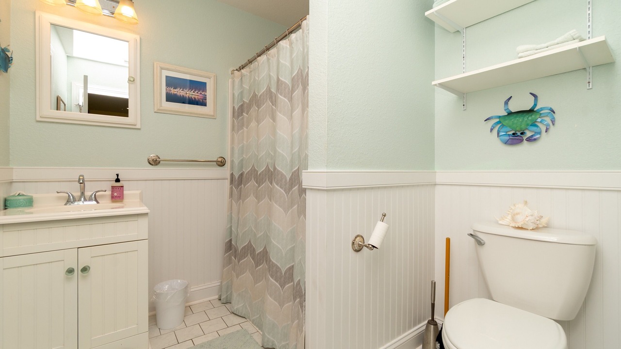 Photo of Bathroom in Sea Scape