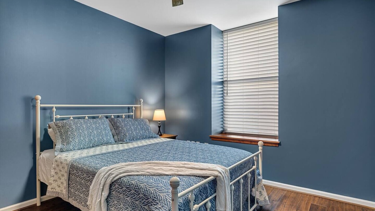 Photo of Bedroom in South Side Flats