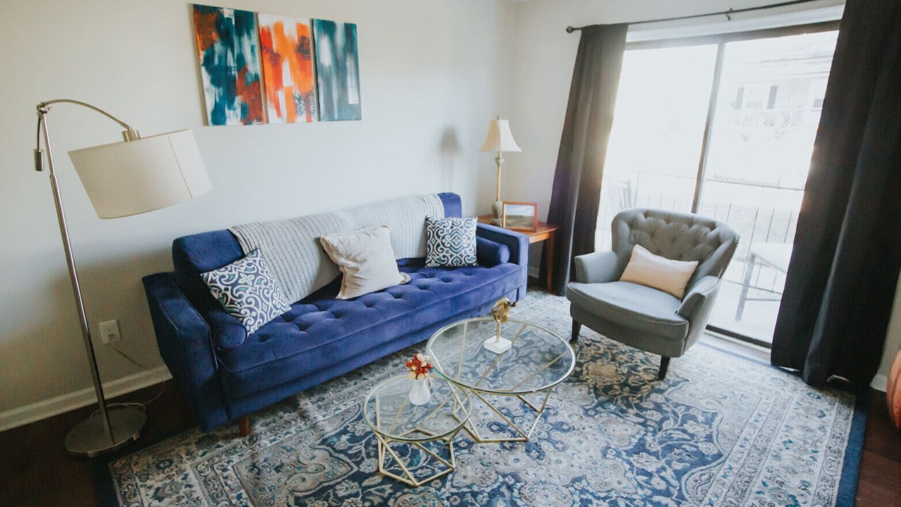 Photo of Livingroom in Downtown