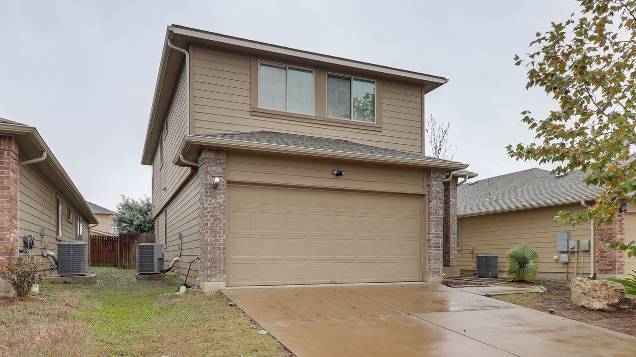 Photo of Outdoor in Manor