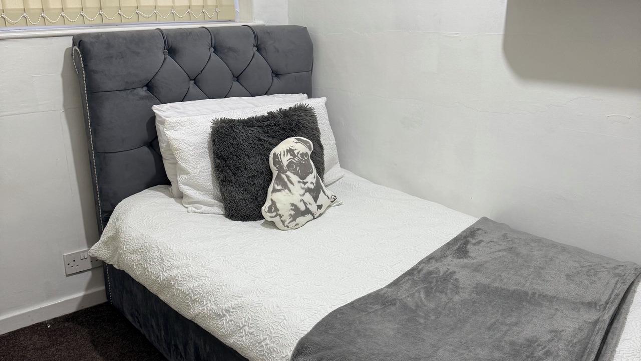 Photo of Bedroom in Oadby