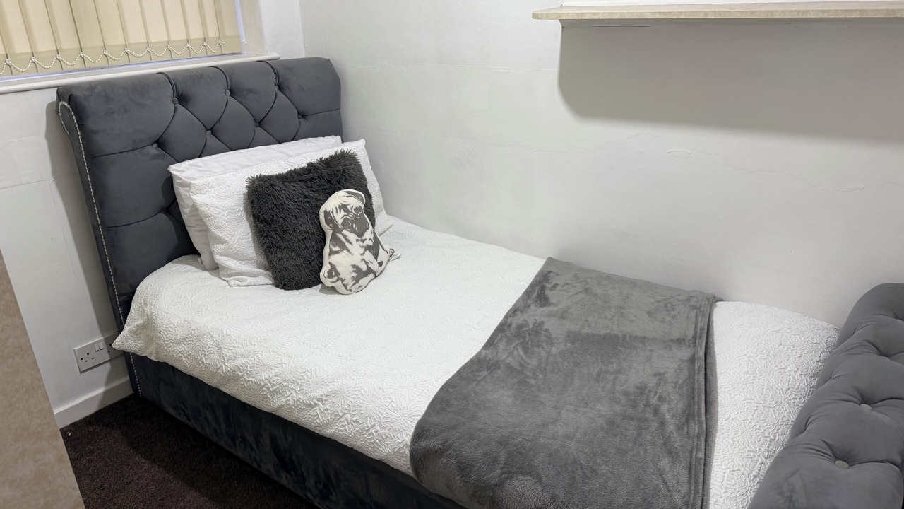 Photo of Bedroom in Oadby