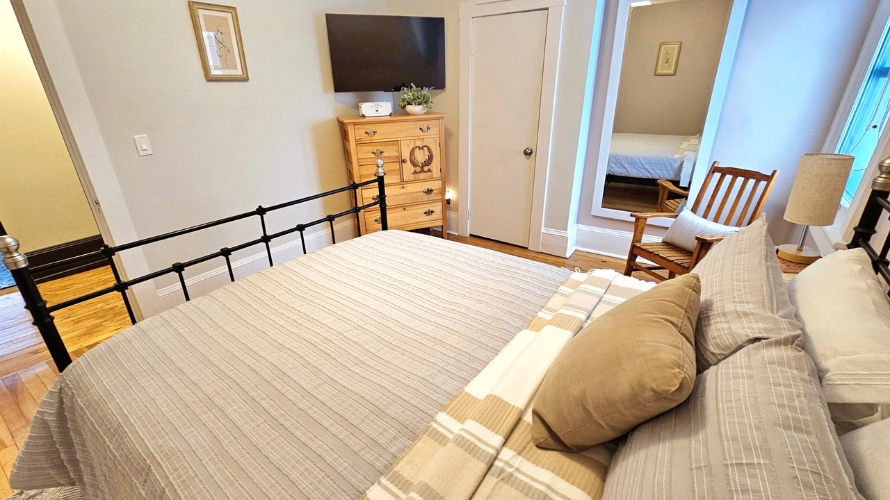 Photo of Bedroom in Scotstown