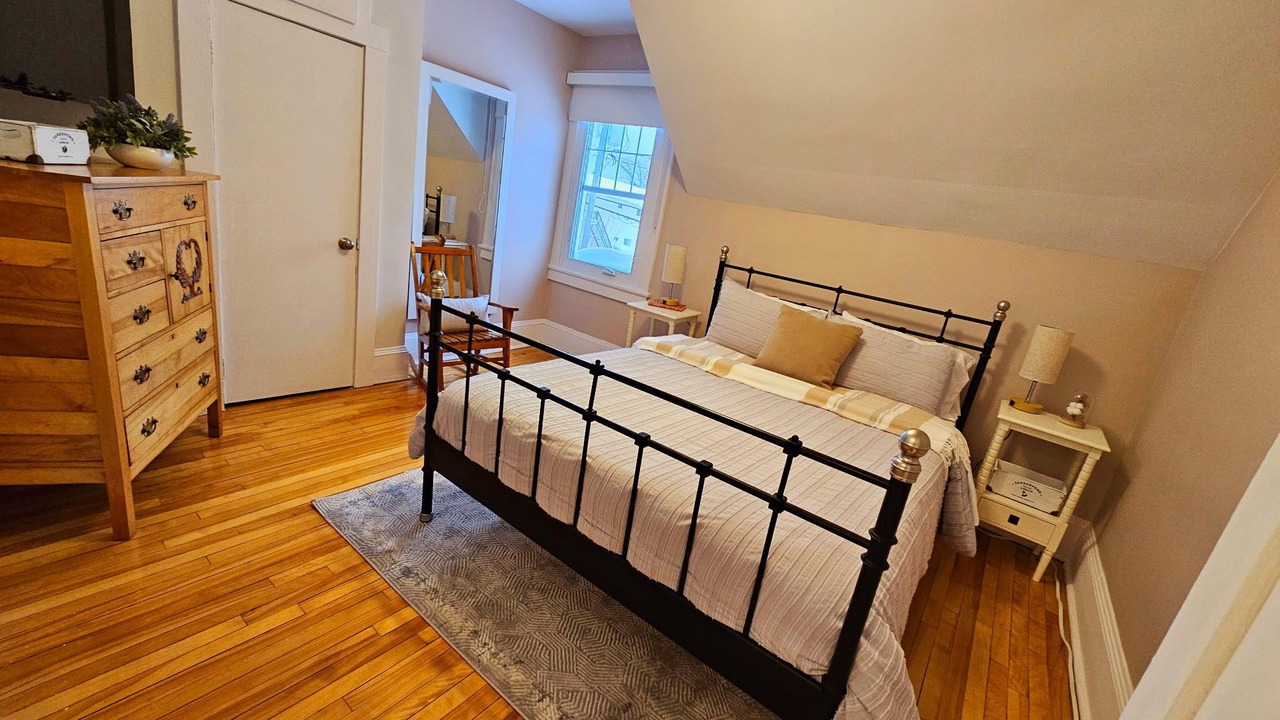 Photo of Bedroom in Scotstown