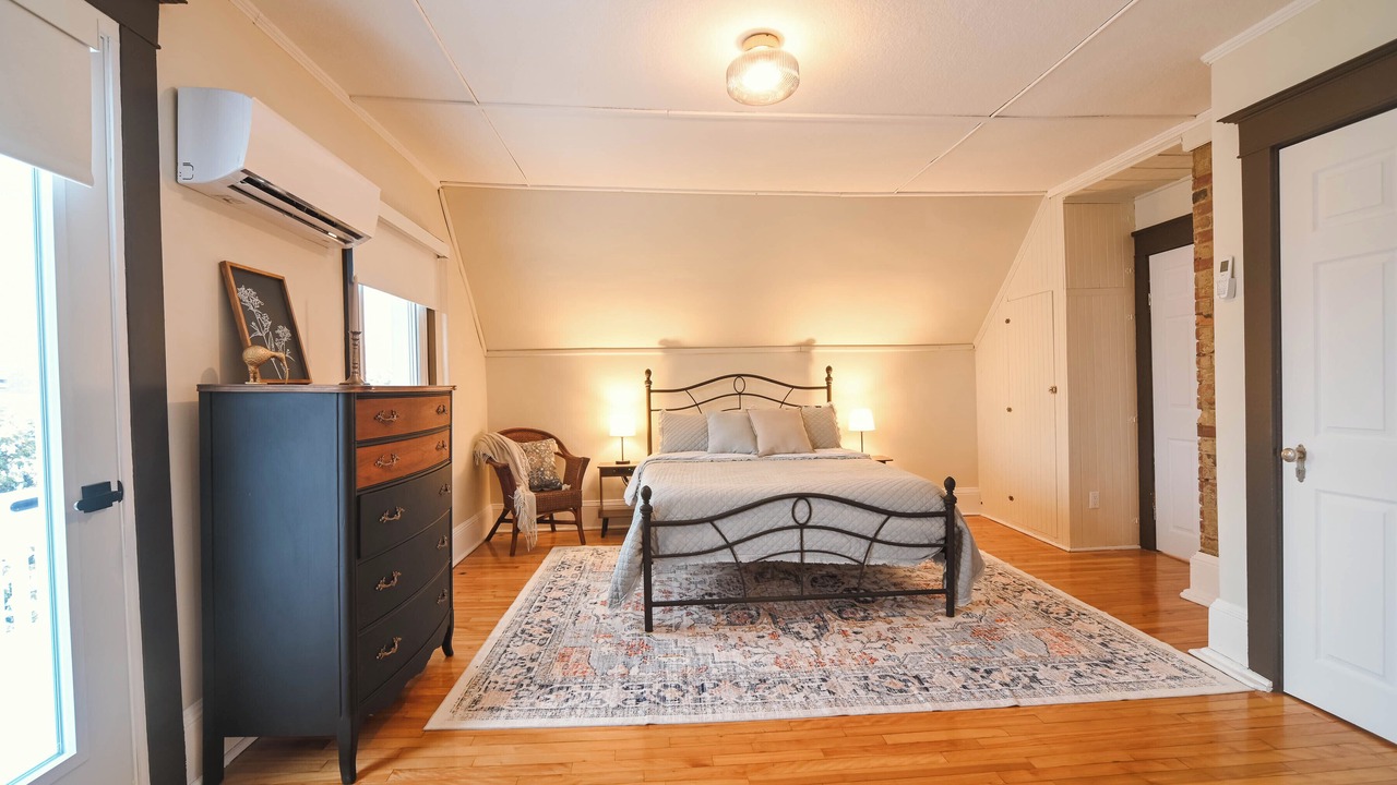 Photo of Bedroom in Scotstown