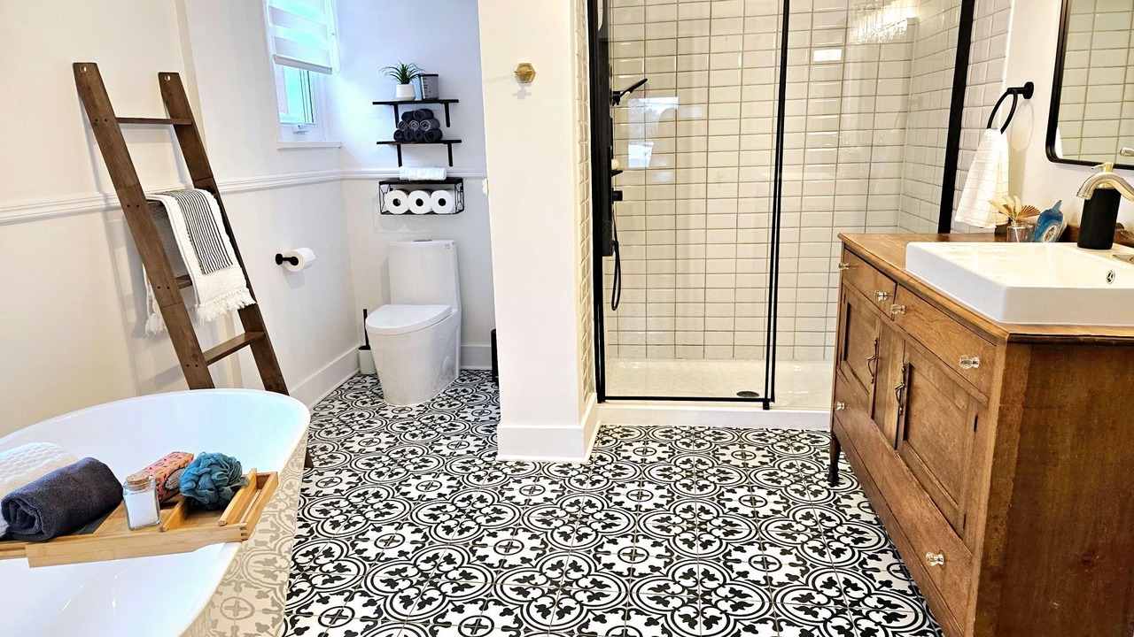 Photo of Bathroom in Scotstown