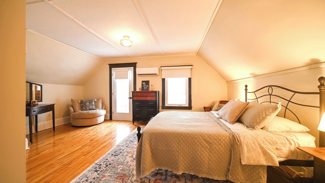 Photo of Bedroom in Scotstown