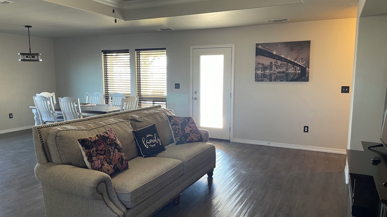 Photo of Livingroom in Hobbs