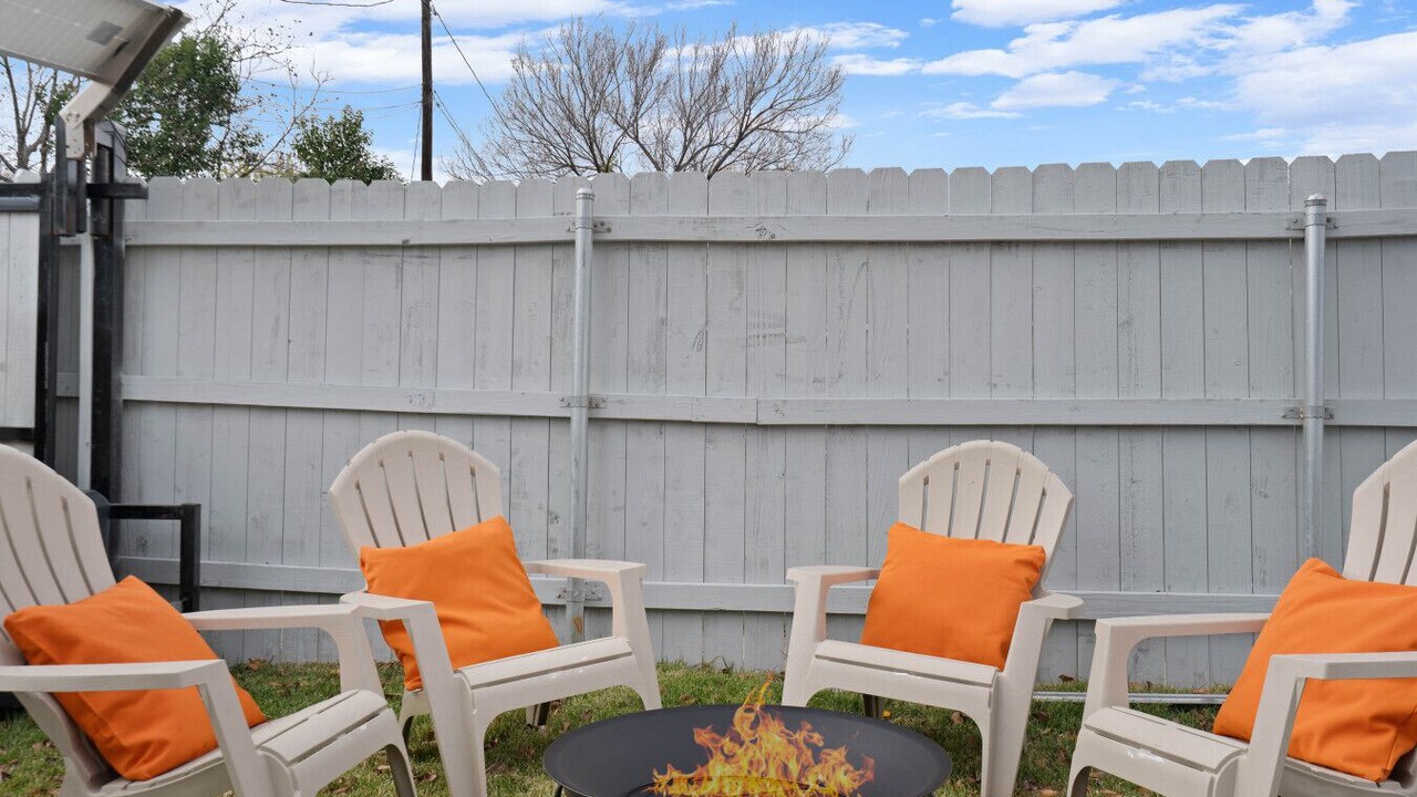 Photo of Outdoor in Montopolis