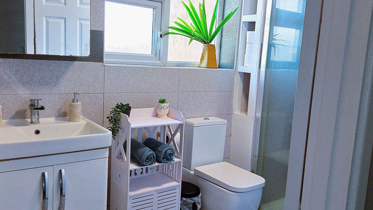 Photo of Bathroom in Luton