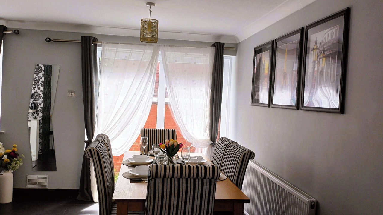 Photo of Others in Luton