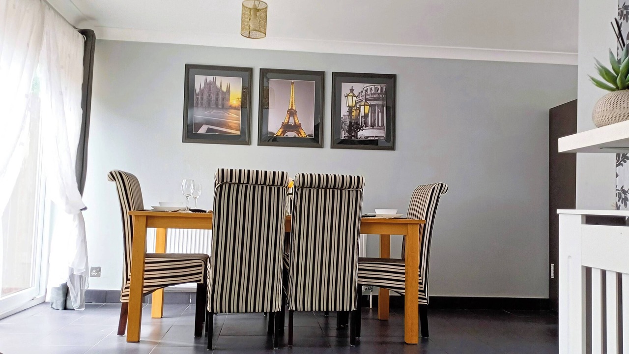 Photo of Others in Luton