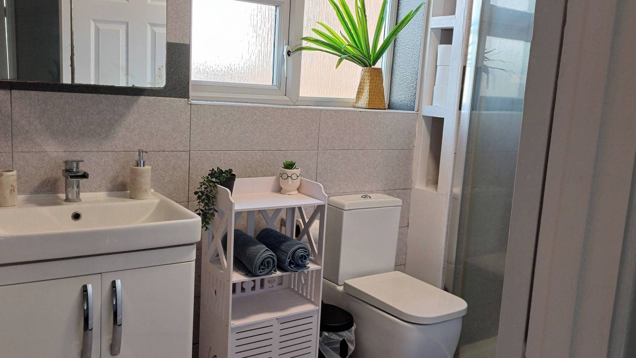 Photo of Bathroom in Luton