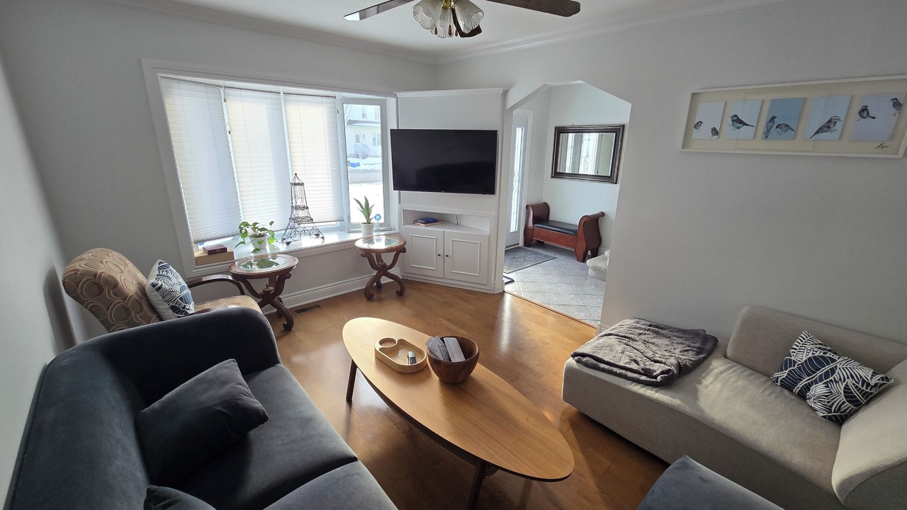 Photo of Livingroom in Alta Vista