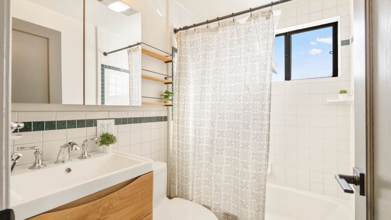 Photo of Bathroom in South San Francisco