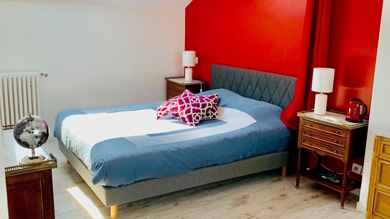 Photo of Bedroom in Bagneux